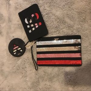 VS Wristlet Set